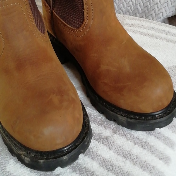 Women's Carhartt Waterproof Boots - Picture 6 of 8
